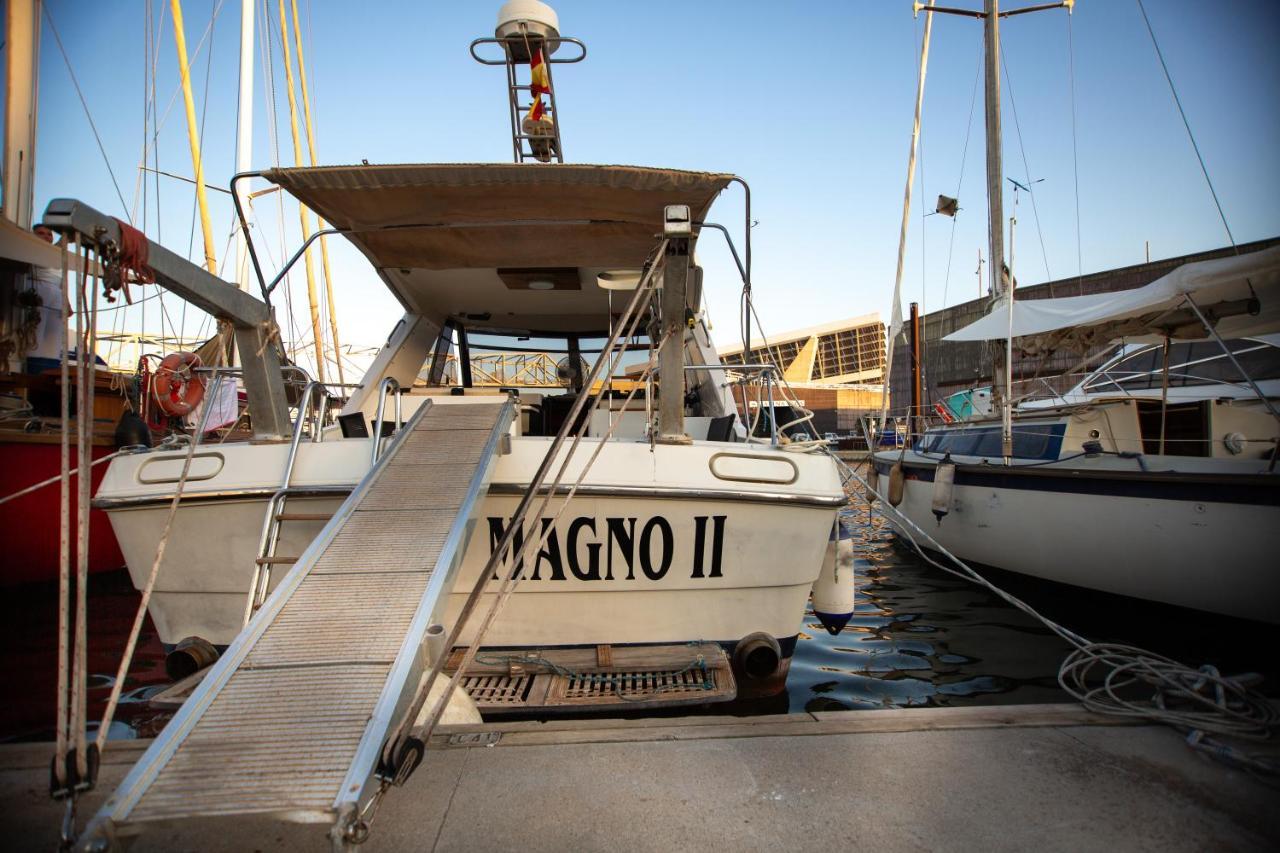 Hotel Magno II Boat Sant Adrià de Besòs Esterno foto