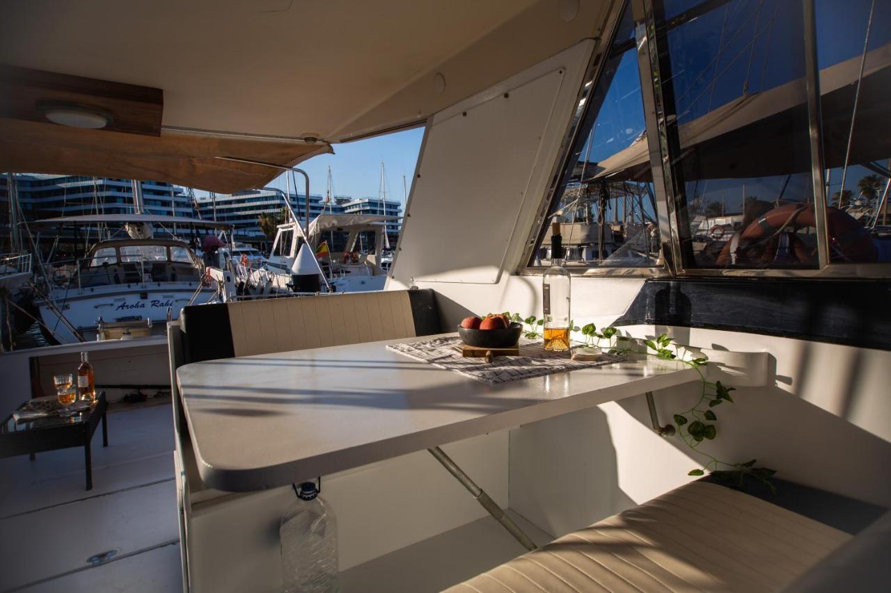 Hotel Magno II Boat Sant Adrià de Besòs Esterno foto