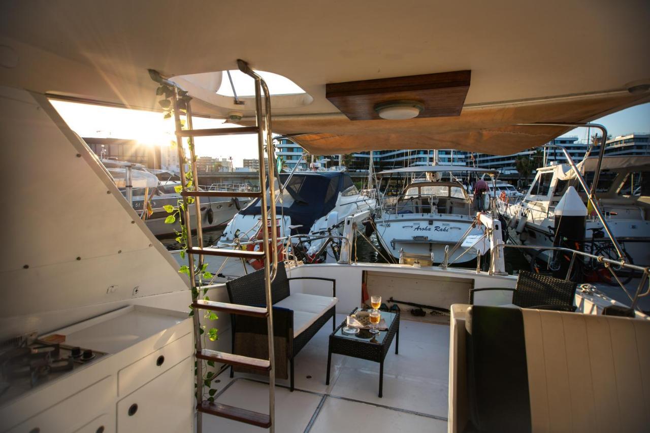 Hotel Magno II Boat Sant Adrià de Besòs Esterno foto